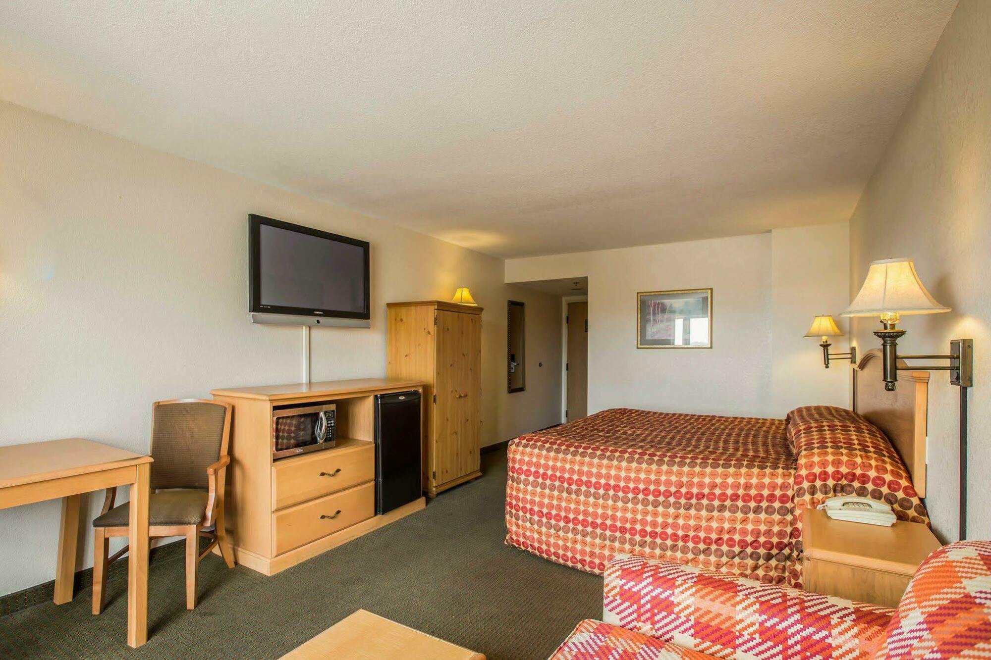 Rodeway Inn & Suites Near Outlet Mall - Asheville Exterior foto